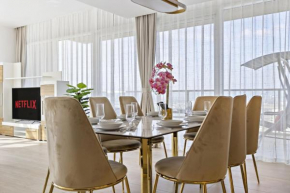 VayK - Luminous 4-Bedroom Penthouse with a Generous Terrace